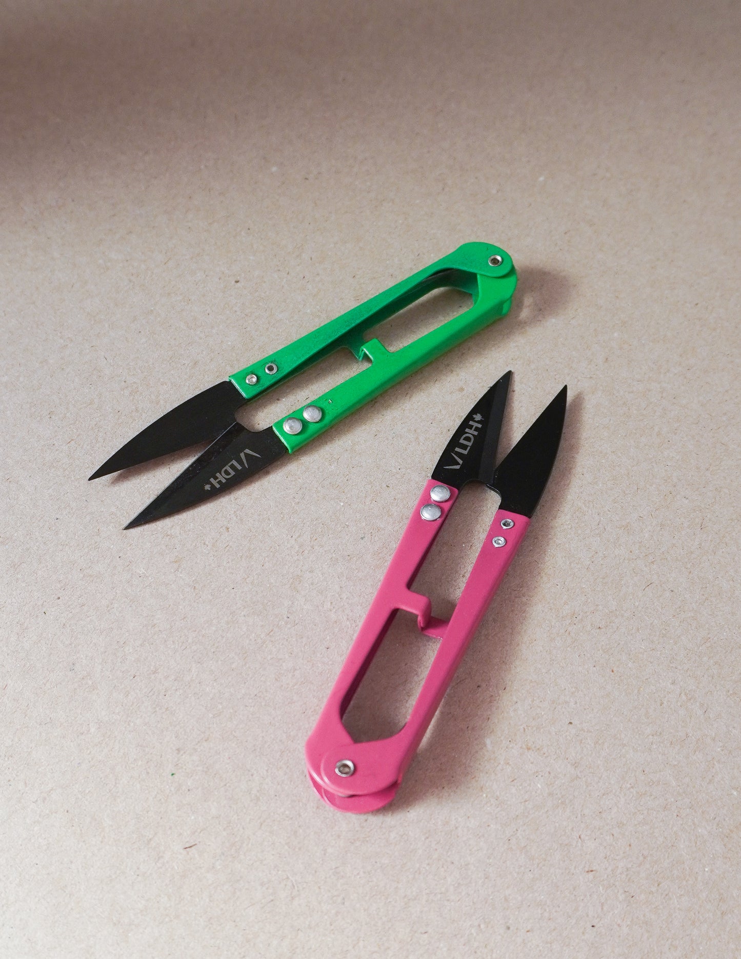 LDH thread snips for hand sewing textiles and visible mending