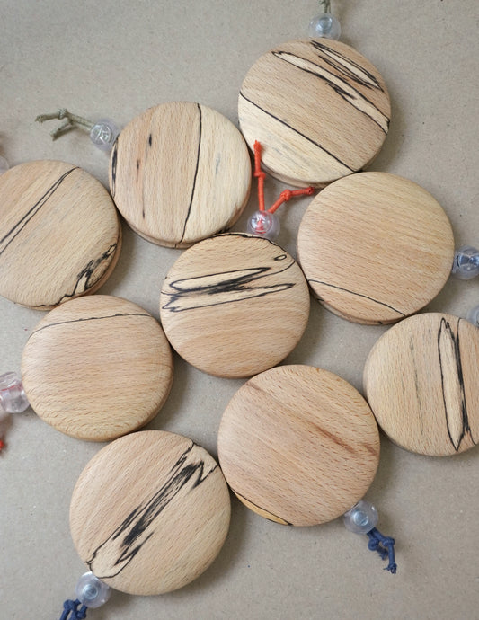 darning disc | spalted beech | limited edition